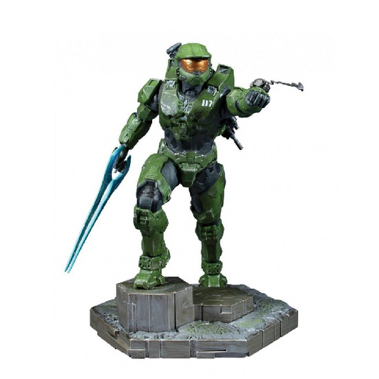 Statua in PVC del personaggio Master Chief dal videogioco Halo Infinite (Xbox e PC), con rampino e lama. Colore verde, visiera arancione, bade d'appoggio grigia.