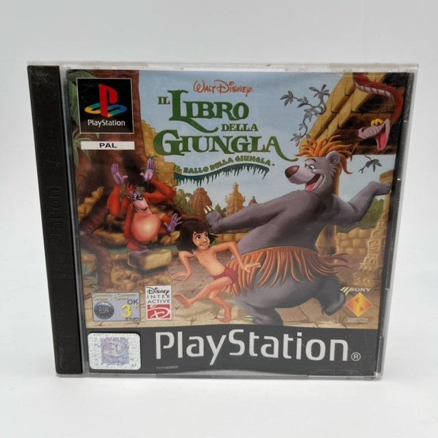 personaggi tratti dal famoso lungometraggio a cartoni animati della Disney Il Libro della giungla su sfondo villaggio nella giungla