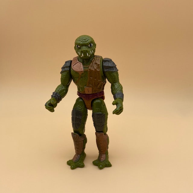 Lizzor, masters of the universe new advenures, uomo lucertola con corazza,verde,armatura marrone