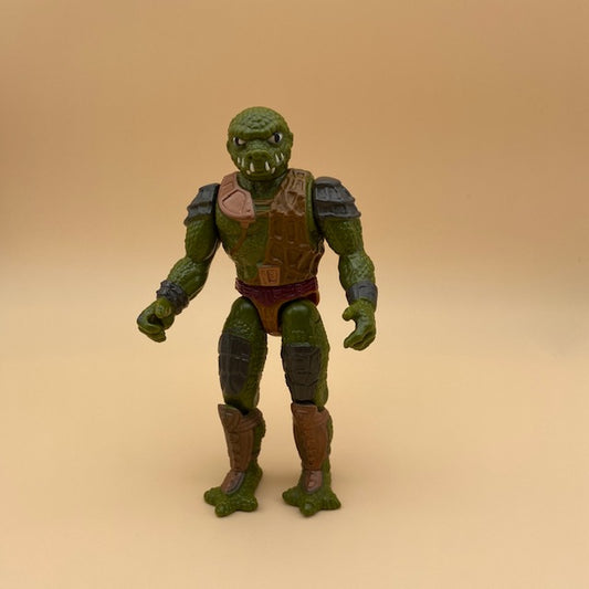 Lizzor, masters of the universe new advenures, uomo lucertola con corazza,verde,armatura marrone