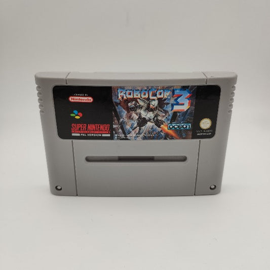 grigio e nero, robocop che sfonda un vetro, grigio e blu