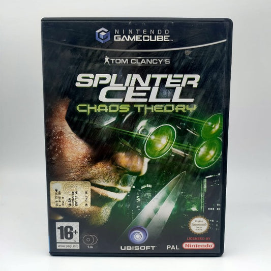 Tom Clancy's Splinter Cell Chaos Theory Nintendo Gamecube Pal Ita, faccia sam fisher con visore in primo piano, città di notte in sfondo