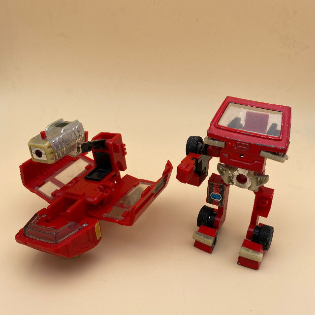 Transformers Autobot Ironhide-Falco Takara 1980-82