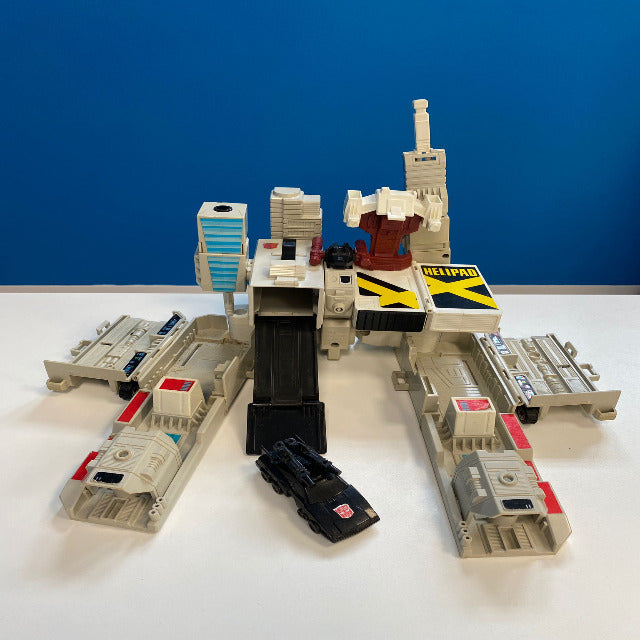 Transformers Autobot Metroplex Hasbro-Takara 1985