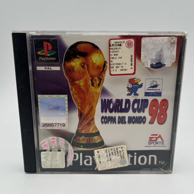 world cup 98 ps1 , coppa del mondo in primo piano , con mascotte francia 98 in piccolo