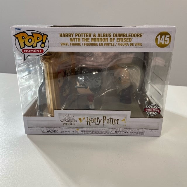 Confezione originale Funko con loghi Harry Potter & Albus Dumbledore With The Mirror Of Erised colori viola rosso bianco