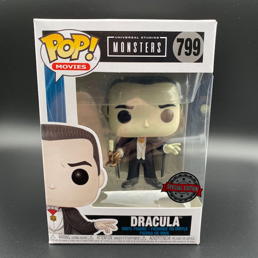 Statuina confezionata Funko Pop! del personaggio Dracula, tratto dalla serie di film Universal Studios Monsters. Versione Special Edition.