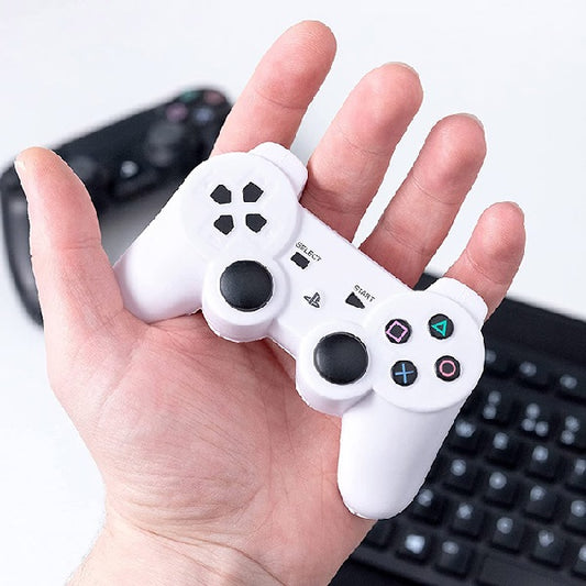 mano con antistress a forma di controller playstation, colore bianco