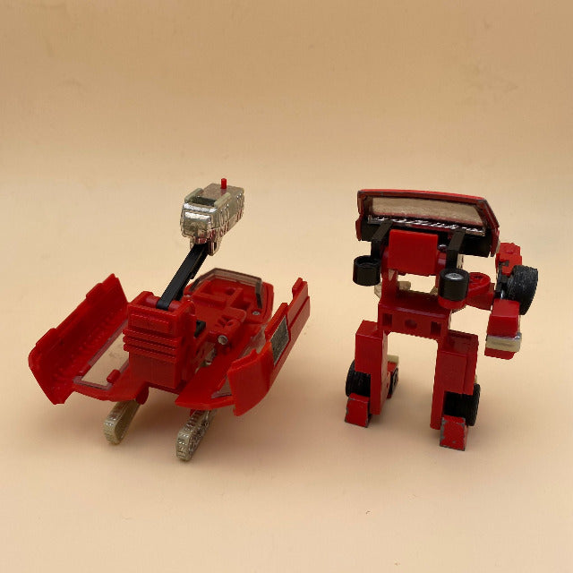 Transformers Autobot Ironhide-Falco Takara 1980-82